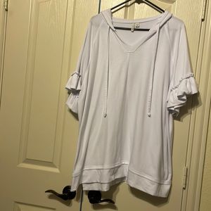 COPY - Cato live well active short sleeve Hooded pullover size 22/24 good condi…